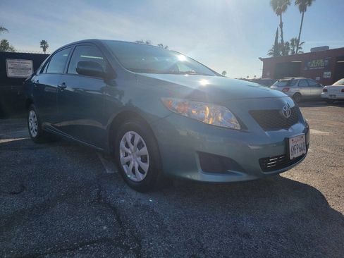 Used 2010 Toyota Corolla LE image 8