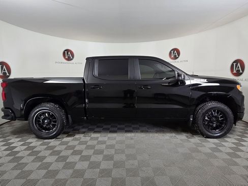 Used 2025 Chevrolet Silverado 1500 RST image 3