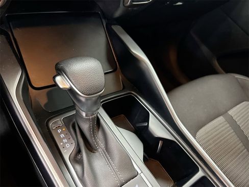 Used 2023 Kia Sorento LX image 16