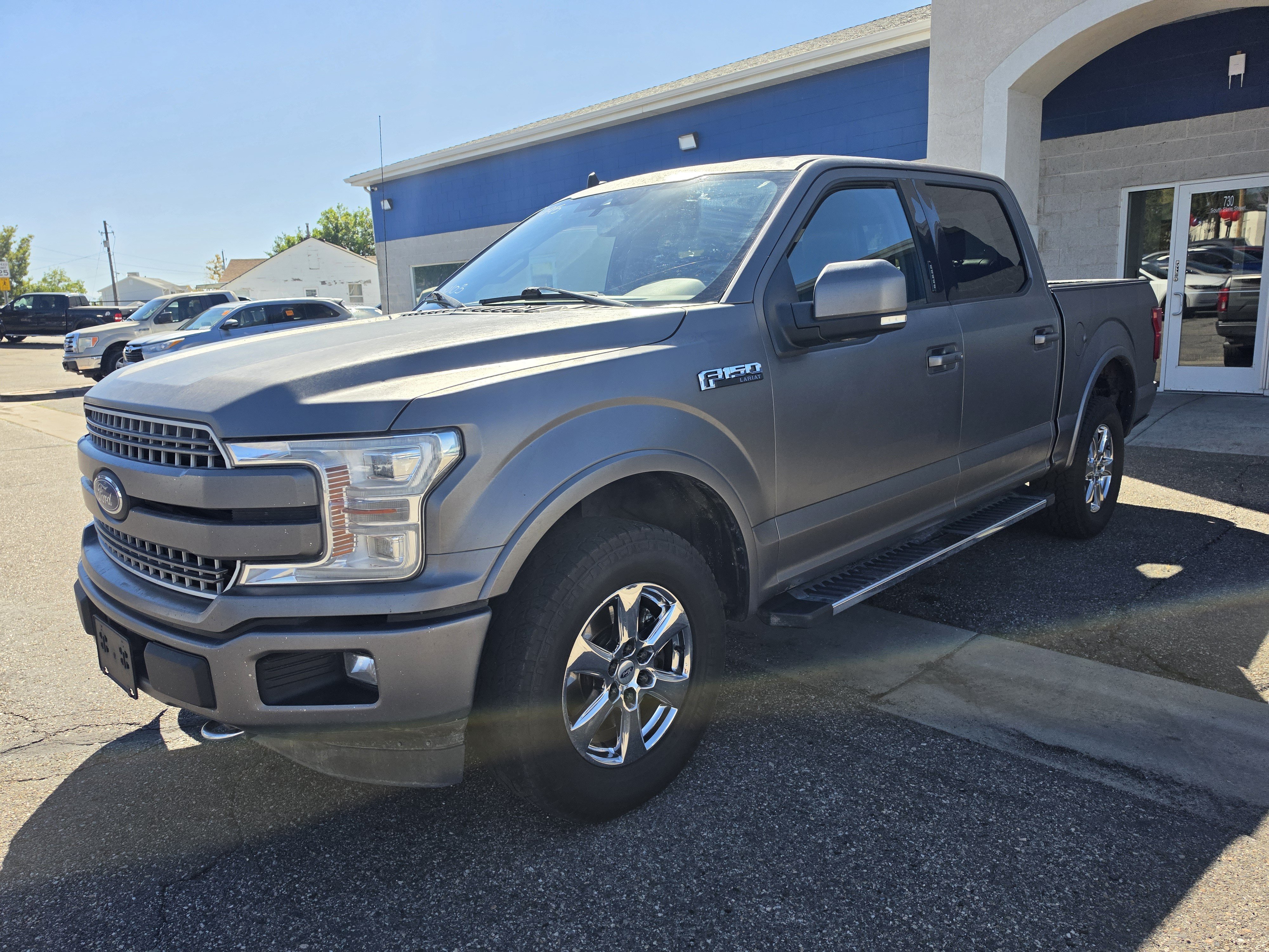 Used 2019 Ford F150 Lariat w/ Equipment Group 502A Luxury AWD/4WD image 3