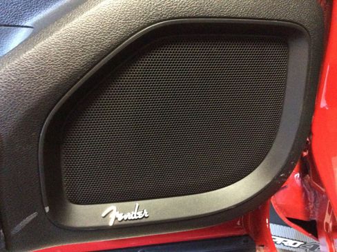 Used 2024 Nissan Titan PRO-4X w/ Pro-4x Utility Package image 17