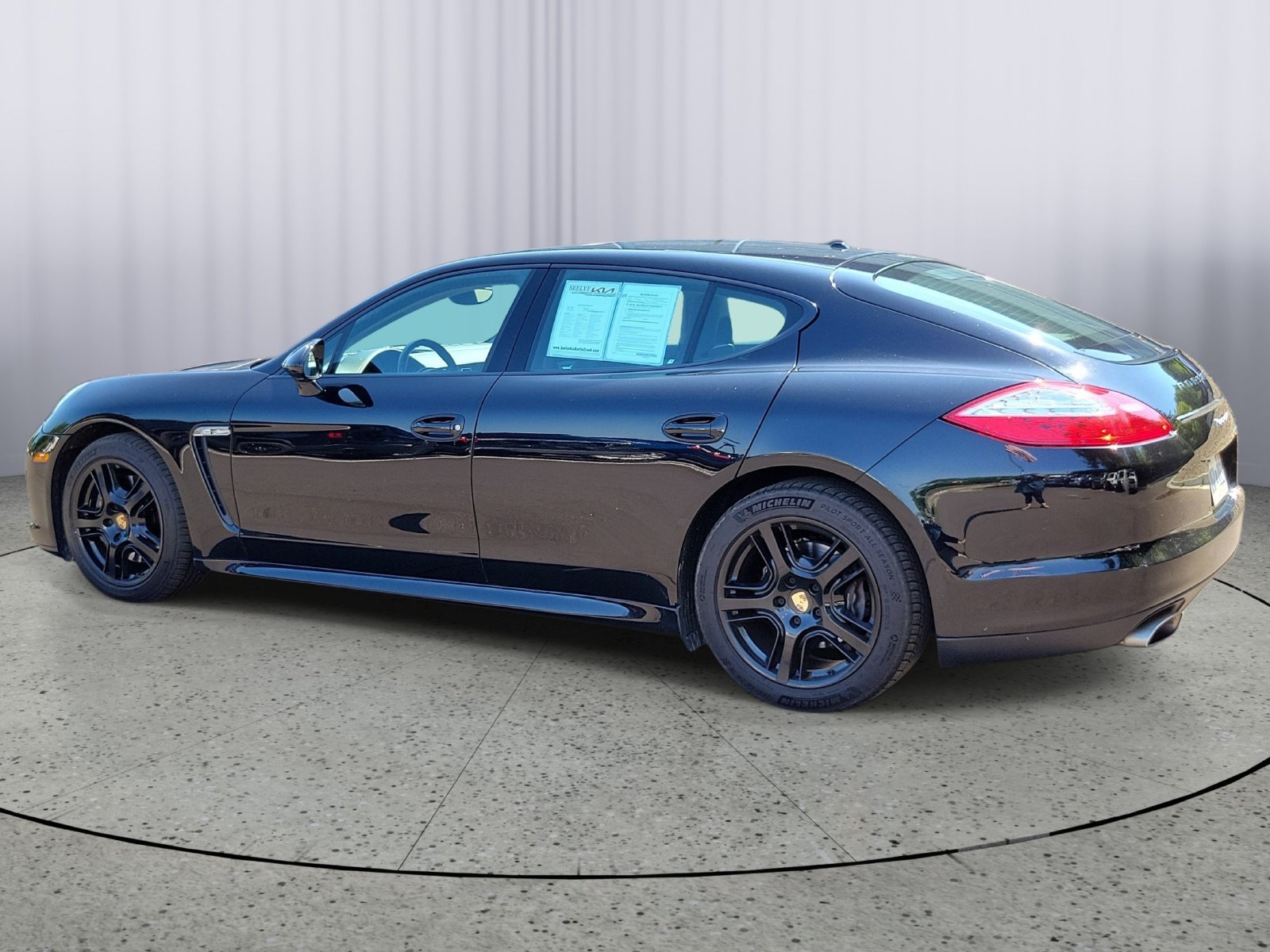 Used 2012 Porsche Panamera 4 AWD/4WD image 4