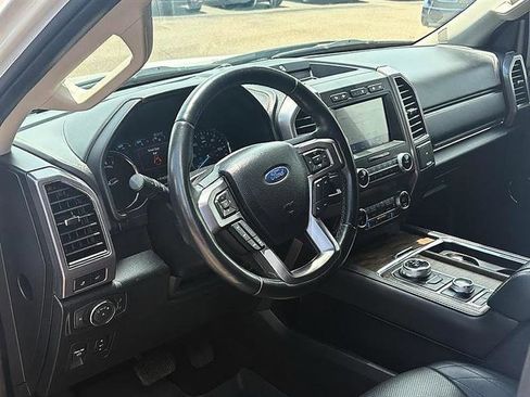 Used 2020 Ford Expedition Platinum AWD/4WD image 18