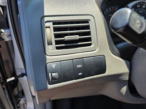Used 2008 Hyundai Tucson SE FWD image 30