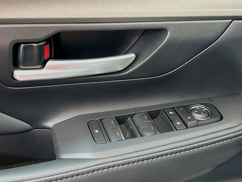 New 2025 Toyota Grand Highlander FWD image 15