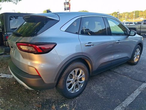 Used 2024 Ford Escape Active FWD image 8