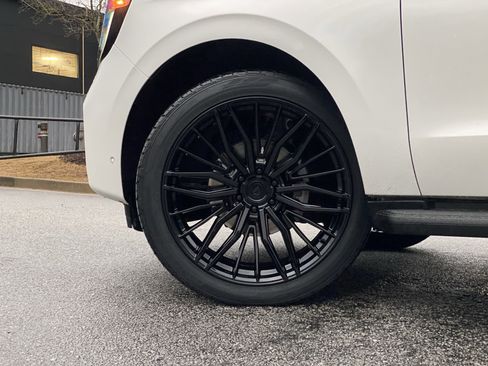 Used 2025 Ford Expedition Active image 11