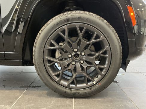 New 2025 Jeep Grand Cherokee L Summit w/ Advanced Protech Group IV image 12