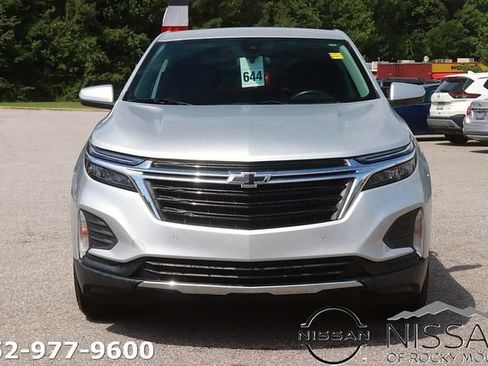 Used 2022 Chevrolet Equinox LT FWD image 2