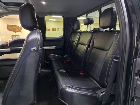 Used 2016 Ford F150 Lariat w/ Equipment Group 502A Luxury image 19