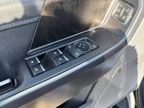 Used 2021 Ford F150 Lariat image 17