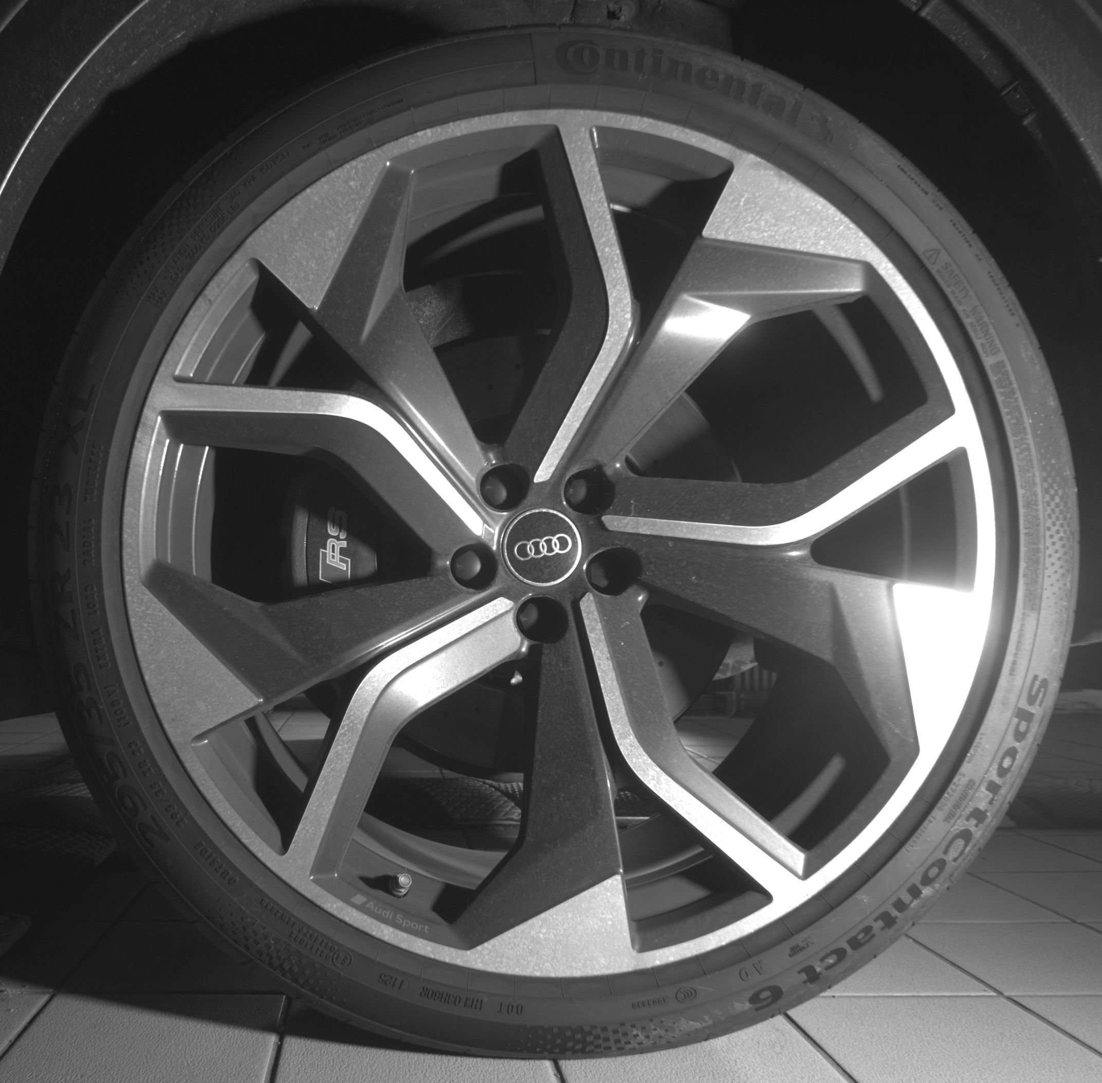 Used 2022 Audi RS Q8 AWD/4WD image 41