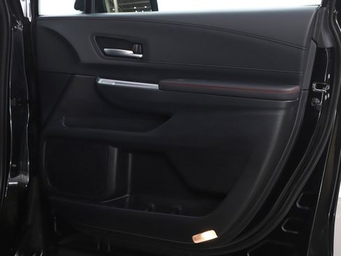 Used 2025 Toyota Sienna XSE image 12