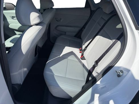 Certified 2025 Hyundai Kona Limited FWD image 16