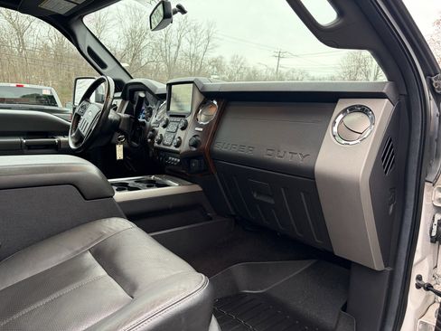 Used 2016 Ford F250 Lariat w/ Lariat Ultimate Package image 49