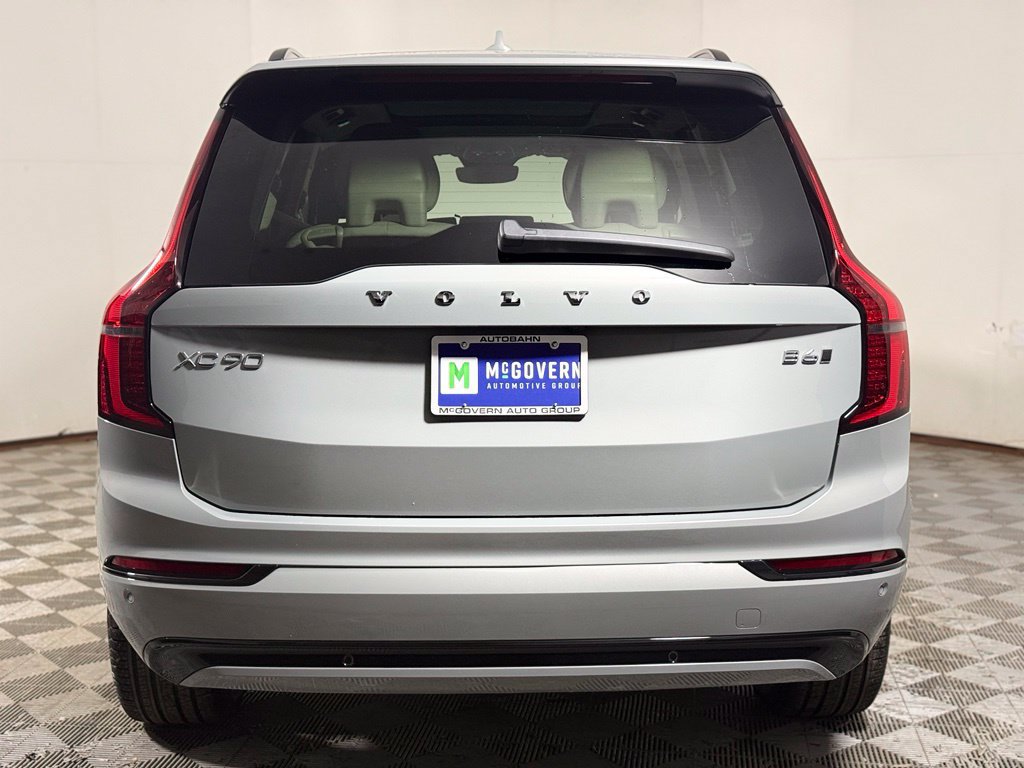 Used 2026 Volvo XC90 B6 Ultra w/ Protection Package AWD/4WD image 5