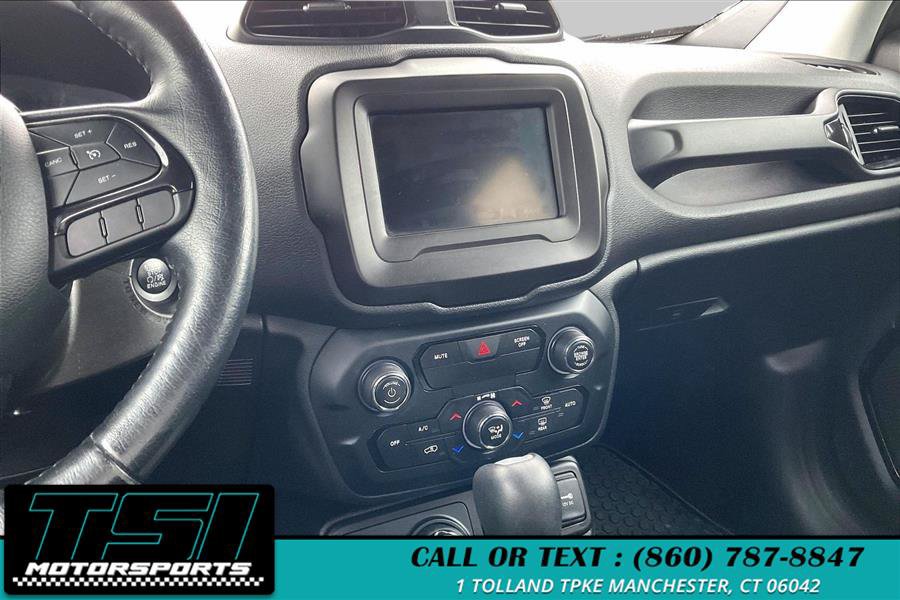 Used 2020 Jeep Renegade Altitude AWD/4WD image 6