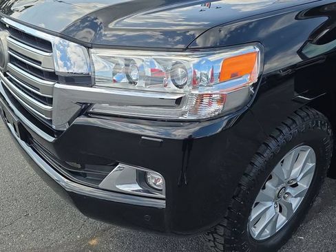 Used 2017 Toyota Land Cruiser AWD/4WD image 33