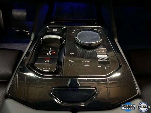 Used 2025 BMW 530i xDrive image 57