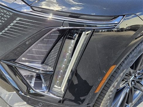 New 2026 Cadillac Lyriq V w/ Exterior Carbon Fiber Package image 7