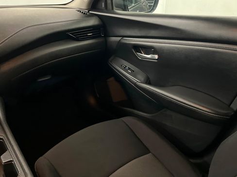 Used 2024 Nissan Sentra SV FWD image 10