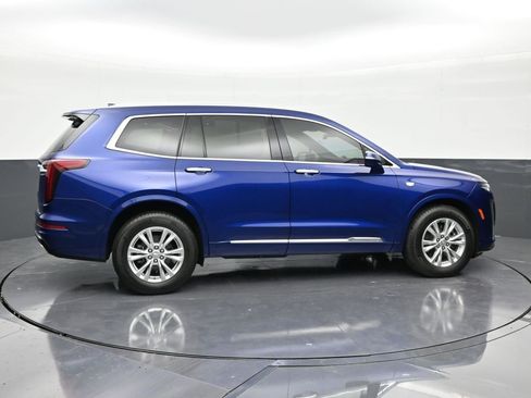 Certified 2023 Cadillac XT6 Luxury image 6