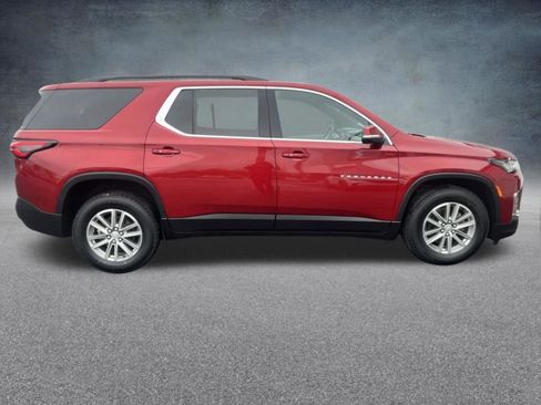 Used 2023 Chevrolet Traverse LT AWD/4WD image 4