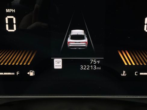 Used 2025 Kia K4 FWD image 39