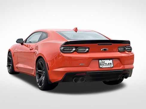 Used 2020 Chevrolet Camaro SS image 4