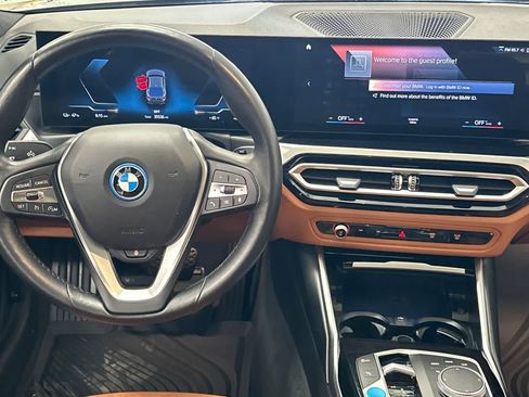 Used 2023 BMW i4 eDrive35 w/ Premium Package RWD image 14