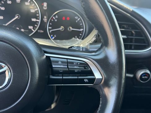Used 2024 MAZDA MAZDA3 s FWD image 23