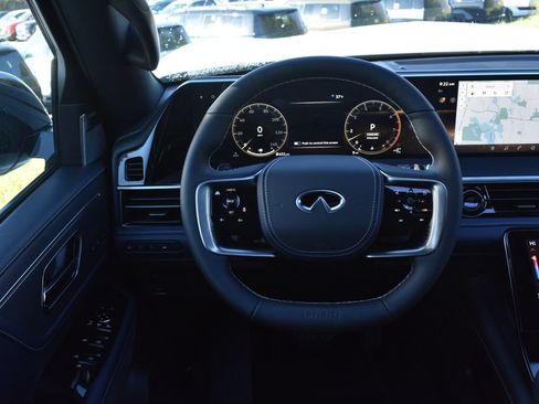 Certified 2026 INFINITI QX80 4WD w/ Sport Exterior Package image 12