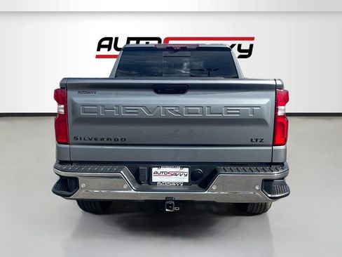 Used 2022 Chevrolet Silverado 1500 LTZ w/ LTZ Premium Package AWD/4WD image 6