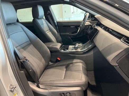 Used 2024 Land Rover Range Rover Evoque Dynamic SE image 32