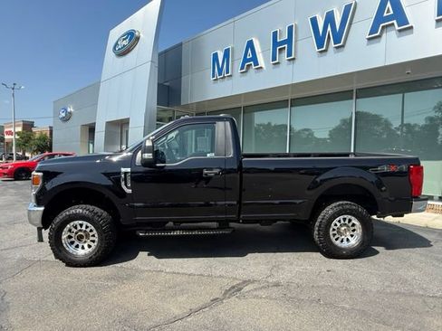 Certified 2022 Ford F250 XL w/ Power Equipment Group AWD/4WD image 4