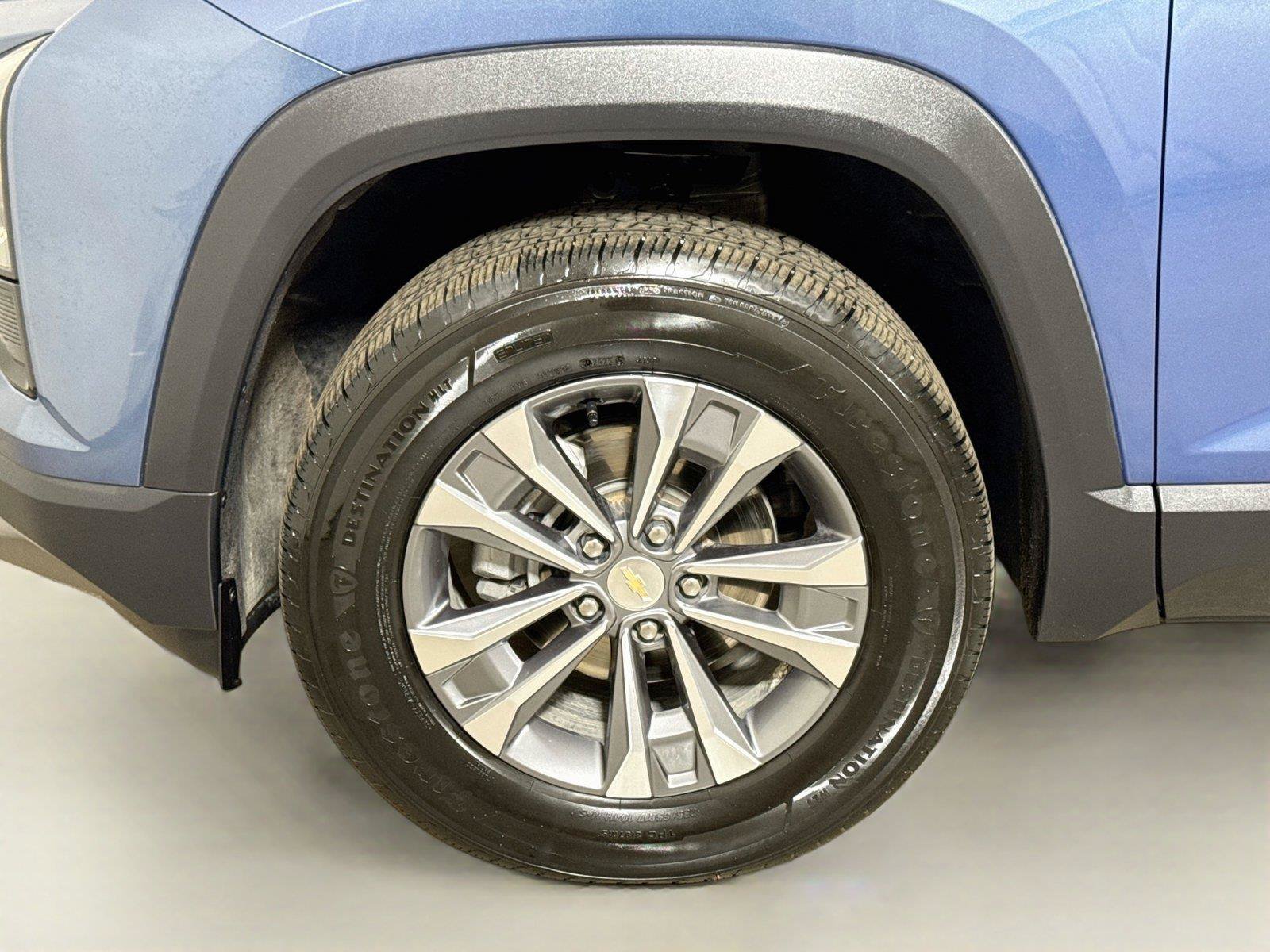 Certified 2026 Chevrolet Equinox LT w/ Convenience Package II FWD image 30