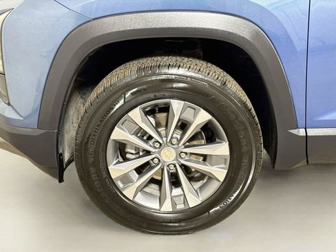 Used 2026 Chevrolet Equinox LT w/ Convenience Package II FWD image 30