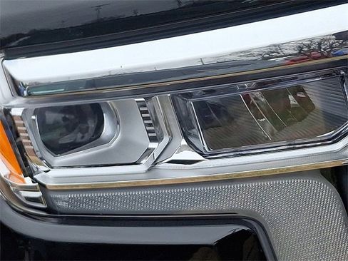 Used 2025 Chevrolet Silverado 1500 LTZ w/ Z71 Off-Road Package image 6