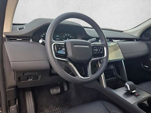 Certified 2025 Land Rover Discovery Sport S image 9