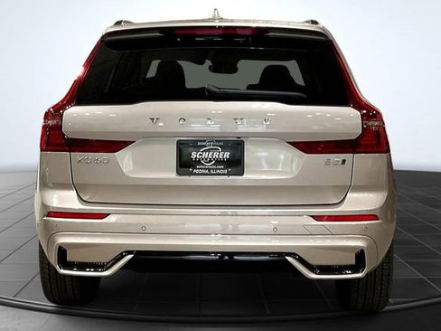 New 2026 Volvo XC60 B5 Ultra w/ Protection Package Premier AWD/4WD image 5
