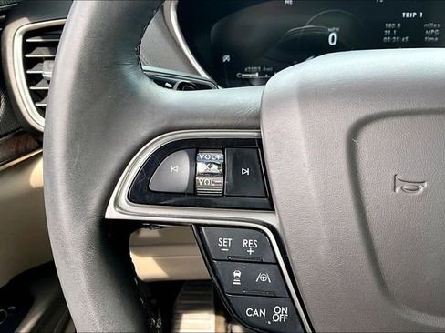 Used 2020 Lincoln Nautilus Reserve w/ Equipment Group 201A AWD/4WD image 18