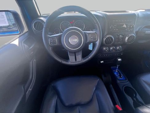 Used 2015 Jeep Wrangler Unlimited Sport w/ Quick Order Package 24S AWD/4WD image 5