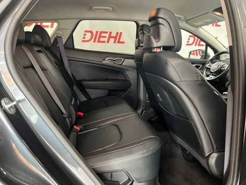 Used 2023 Kia Sportage EX AWD/4WD image 10
