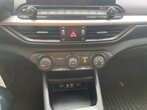 Used 2020 Kia Forte Sedan image 39