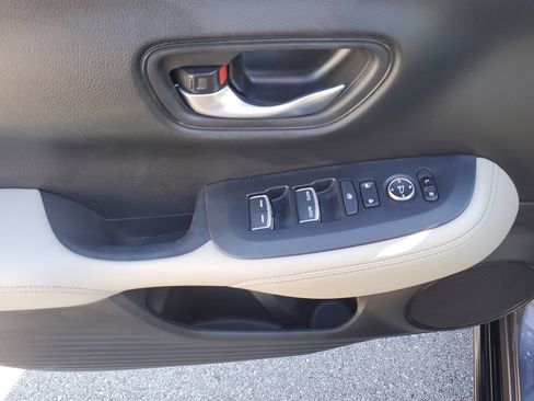 Used 2025 Honda HR-V EX-L image 20