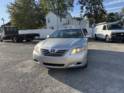 Used 2008 Toyota Camry Hybrid image 2