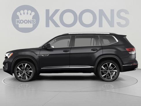 Used 2024 Volkswagen Atlas SEL Premium R-Line AWD/4WD image 2