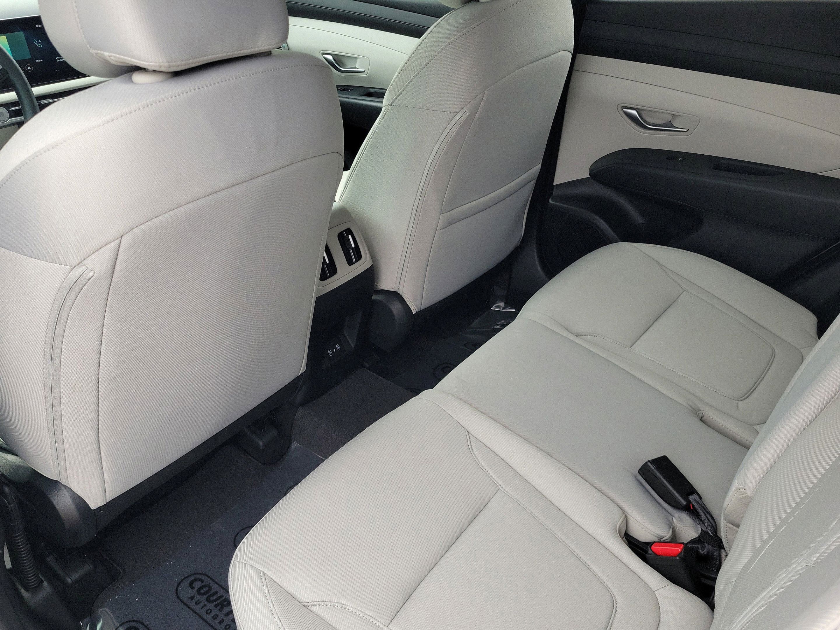 New 2026 Hyundai Tucson SEL Plus FWD image 11