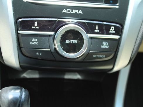 Used 2017 Acura TLX FWD image 20