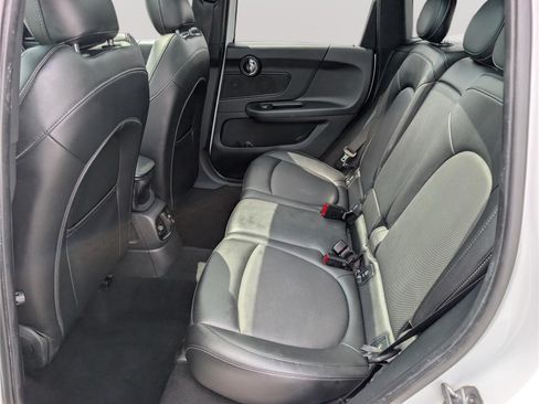 Used 2018 MINI Cooper Countryman FWD image 15